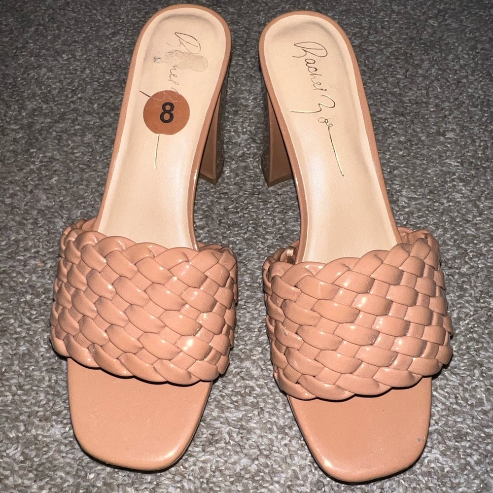 Tan Heels - Picture 2 of 5